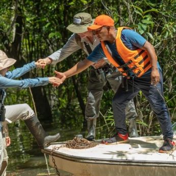 Top 5 Tools for Sustainable Nature Tourism in Colombia